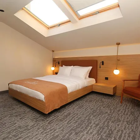 Hotel Inanlar 4*