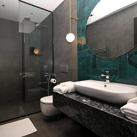 Inanlar Hotel 4*